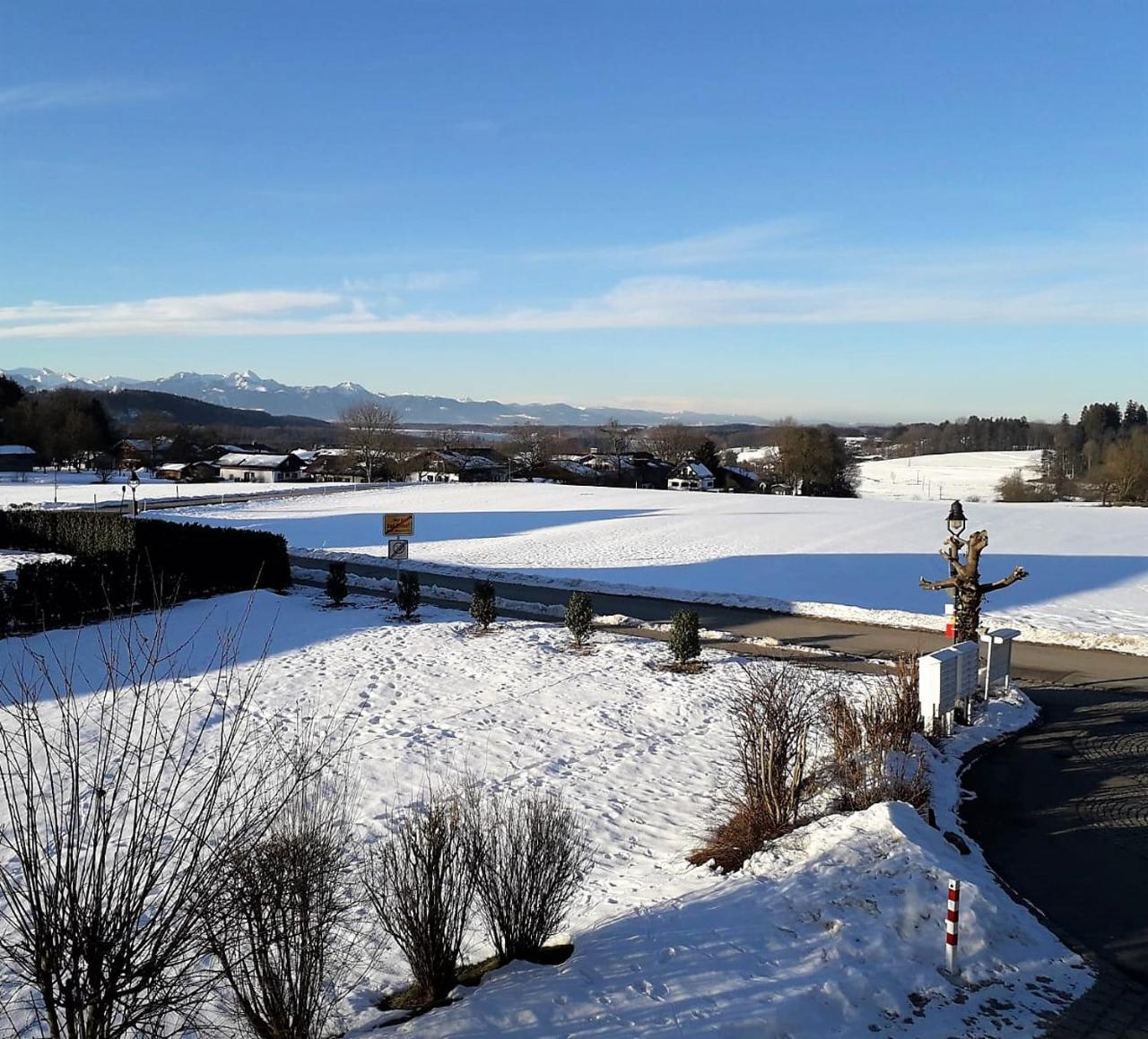 Apparthotel Garni Superior Simsseeblick Bad Endorf Exterior photo